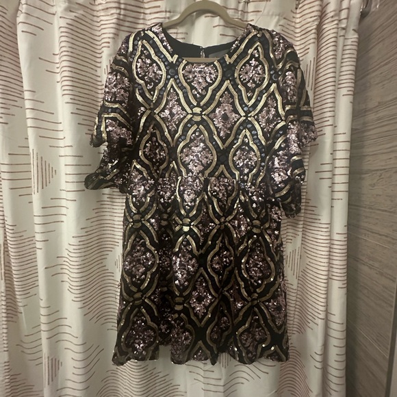 Anthropologie Dresses & Skirts - Anthropologie Black and Gold Sequin Mini Dress
